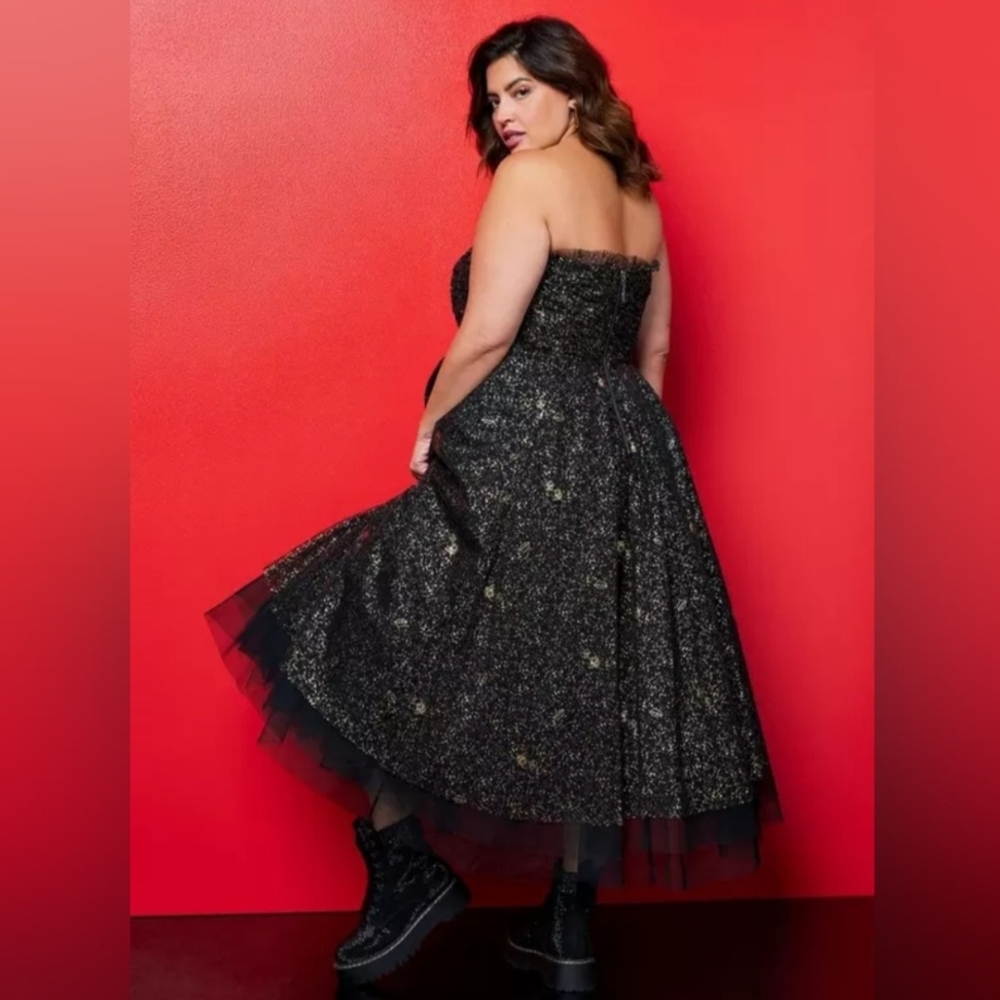Torrid Besty Johnson Black and Gold Strapless Tulle Dress